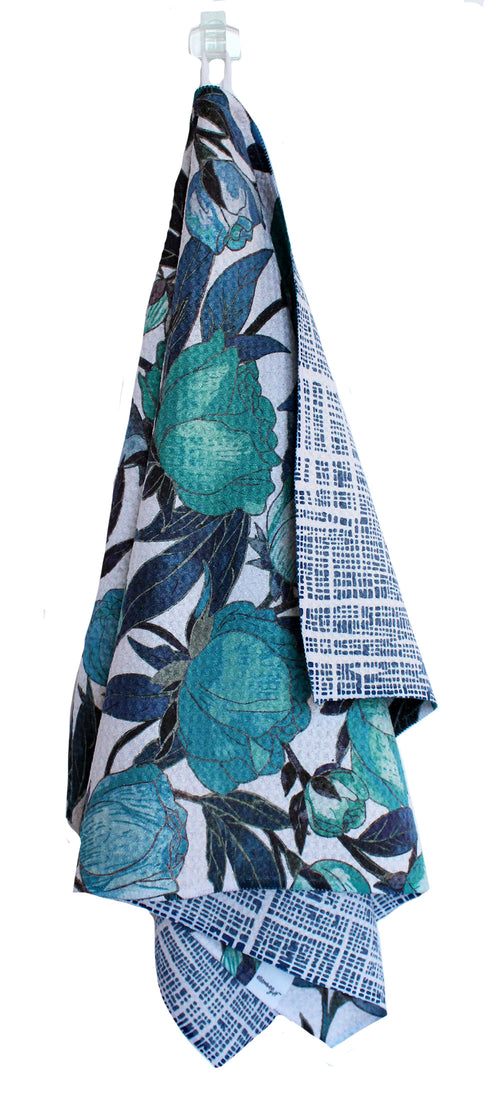 Blue Roses | double-sided waffle towels with hanging loop